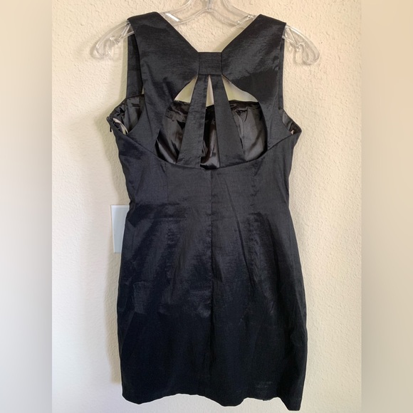 Jessica McClintock Ruched Front Cocktail Dress - Picture 9 of 17